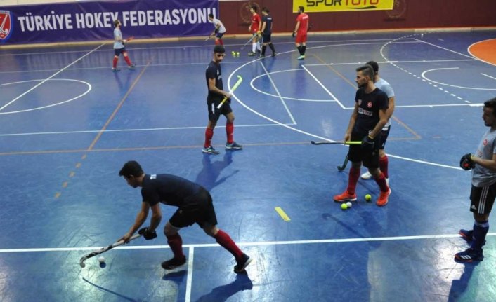 Hokey Milli Takımı, Avrupa Şampiyonası hazırlıklarını Trabzon'da sürdürüyor