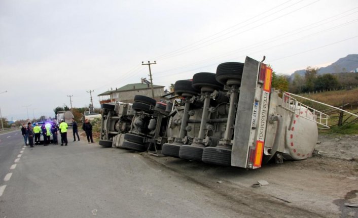 Ordu'da tır devrildi: 1 yaralı