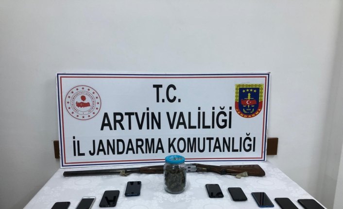 Artvin'de uyuşturucu operasyonunda 7 tutuklama