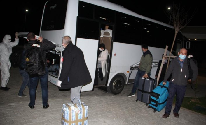 Almanya'dan getirilen Türk vatandaşları Giresun'da yurtta karantinaya alındı