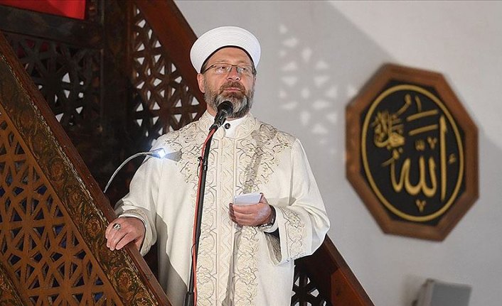 Siyasilerden Diyanet İşleri Başkanı Erbaş'a destek