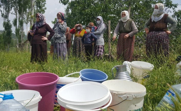 Amasya'da mahalle sakinlerinden 