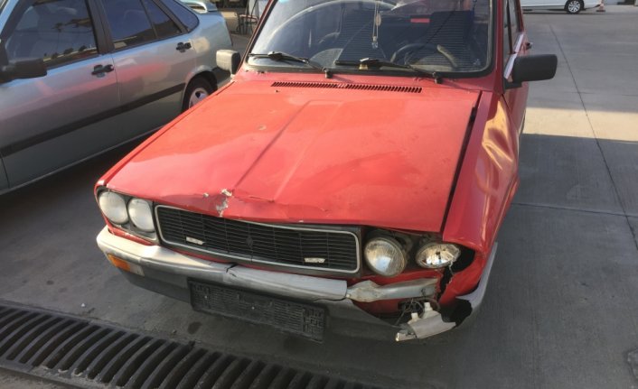 Samsun'da otomobille çarpışan motosikletin sürücüsü yaralandı