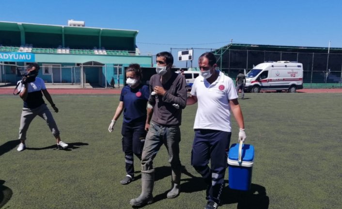 Ambulans helikopter parmağında kısmi kopma meydana gelen madenci için havalandı