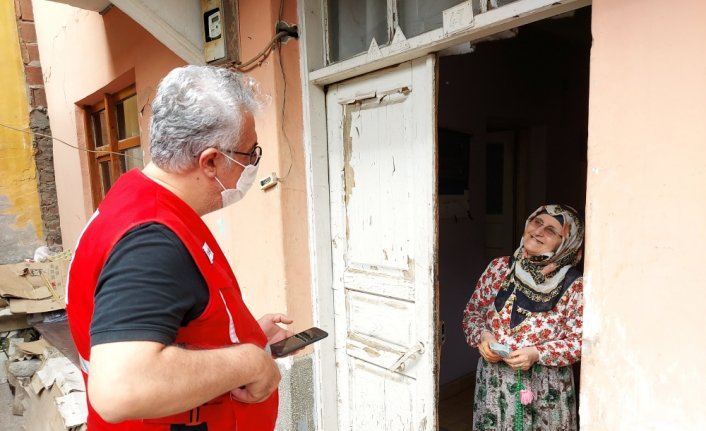 Türk Kızılay Samsun'da kurban eti dağıttı