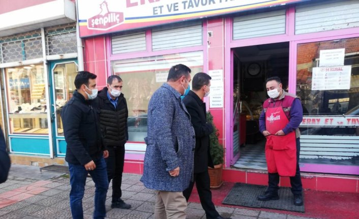 Kaymakam Yeşilyurt ile Başkan Yılmaz, Kovid-19 denetimi yaptı