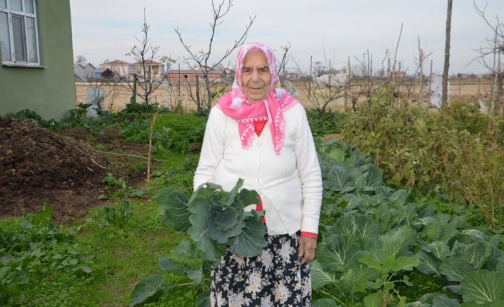 Samsunlu 90 yaşındaki kadın Kovid-19'u yendi