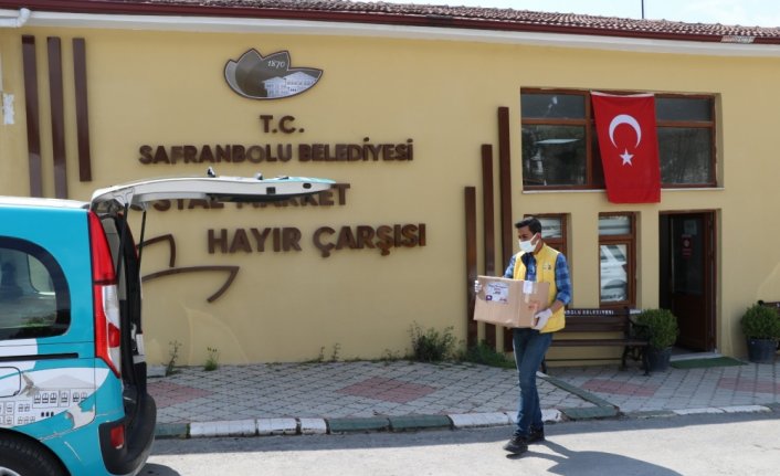 Safranbolu'da hayırseverler ihtiyaç sahiplerinin iftar sofralarını lezzetlendiriyor