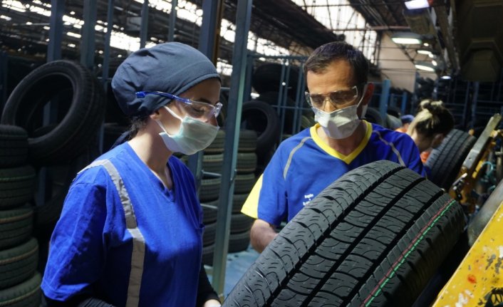 Goodyear'da lastik üretimine kadın eli değdi