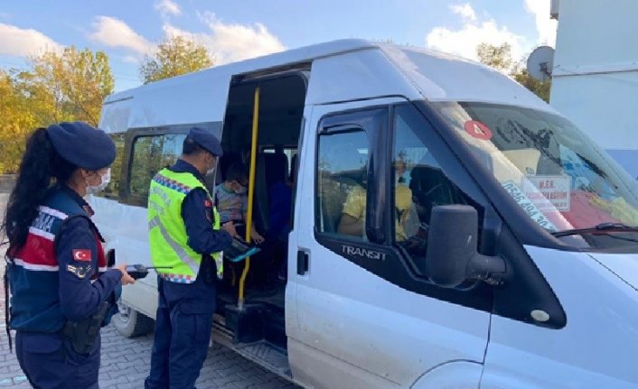 Samsun'da okul çevrelerindeki denetimlerde aranan 32 şüpheli yakalandı