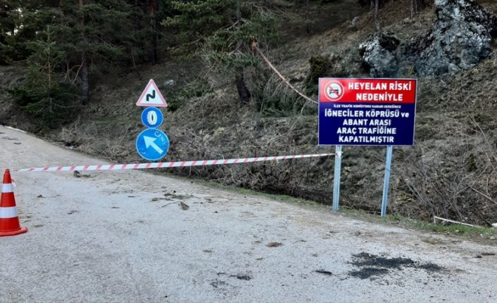 Abant-Taşkesti kara yolu heyelan riski nedeniyle ulaşıma kapatıldı