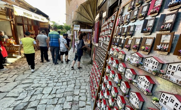 Bayram tatilinde Amasra ve Safranbolu'da turizm hareketliliği yaşandı