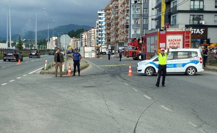 Rize'de dinamit yüklü tır ile kamyonet çarpıştı