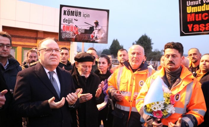 Enkazda kalanlara umut olan Zonguldaklı madencilerin tamamı kente döndü