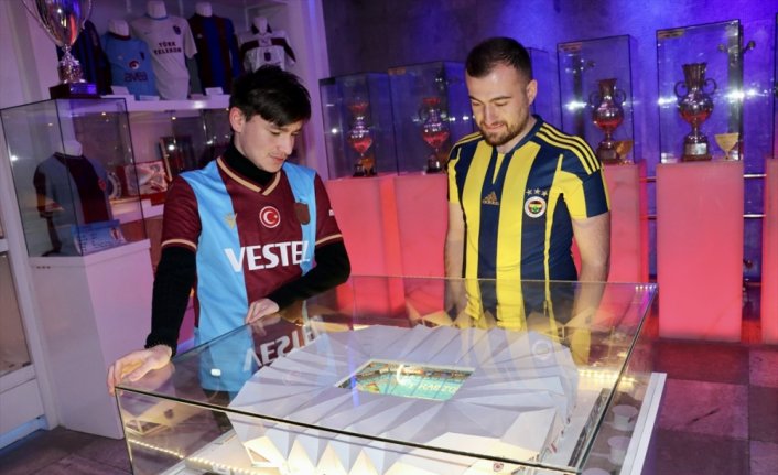 Trabzon'a gelen futbolseverler, Şamil Ekinci Müzesi'ni ziyaret etti