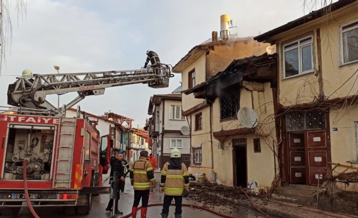 Tokat'ta yangında hayatını kaybeden 3 kişinin cenazesi toprağa verildi