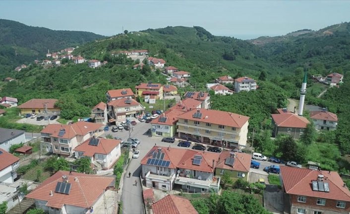 Zonguldak'ta köylüler güneş enerjisi sistemiyle kendi elektriklerini üretiyor