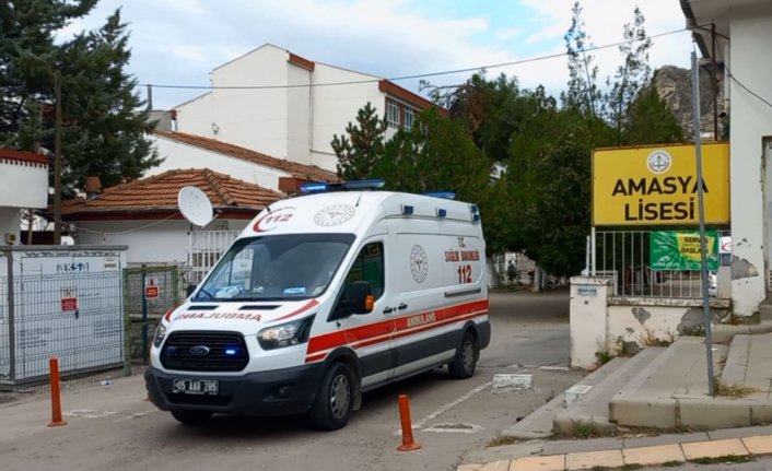 Amasya'da 5 öğrenci gıda zehirlenmesi şüphesiyle hastaneye kaldırıldı