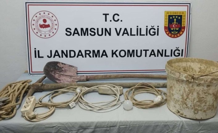 Samsun'da kaçak kazı yapan 2 kişi suçüstü yakalandı