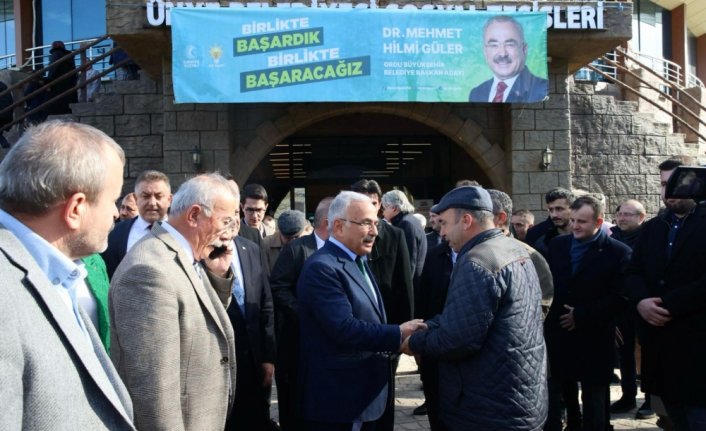 Ordu Büyükşehir Belediye Başkanı Güler Ünye'de temaslarda bulundu