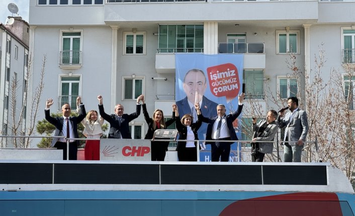 CHP'li Nazlıaka Çorum'da partilileriyle buluştu