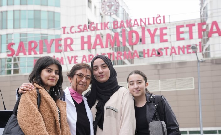 Haliç Üniversitesi ve Bizim Lösemili Çocuklar Vakfı'ndan lösemili çocuklara ziyaret