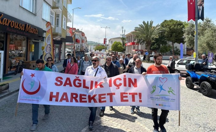 Gerze'de sağlıklı yaşam yürüyüşü yapıldı