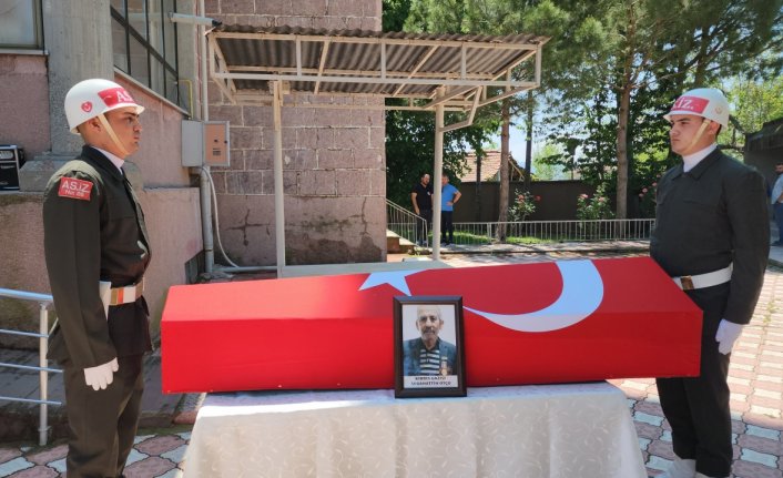 Kıbrıs gazisi Sebahattin Otçu, Amasya'da son yolculuğuna uğurlandı