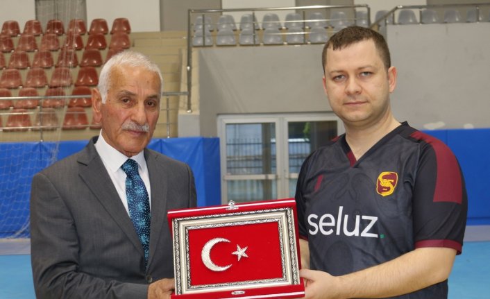 Of'ta Şehit Necmi Çakır anısına voleybol turnuvası düzenlendi