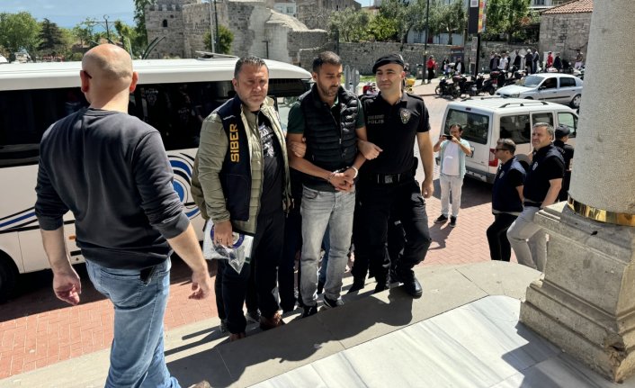 Sinop'ta “Sibergöz-40“ operasyonunda yakalanan 43 şüpheliden 23'ü tutuklandı