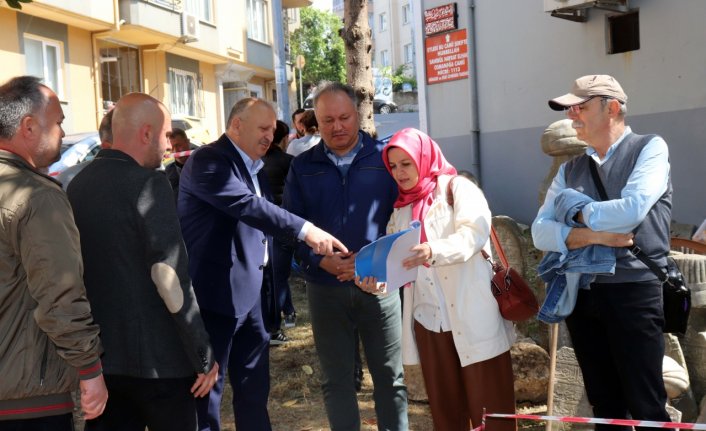 Ünye'de tarihi caminin avlusunda arkeolojik sondaj kazısına başlandı