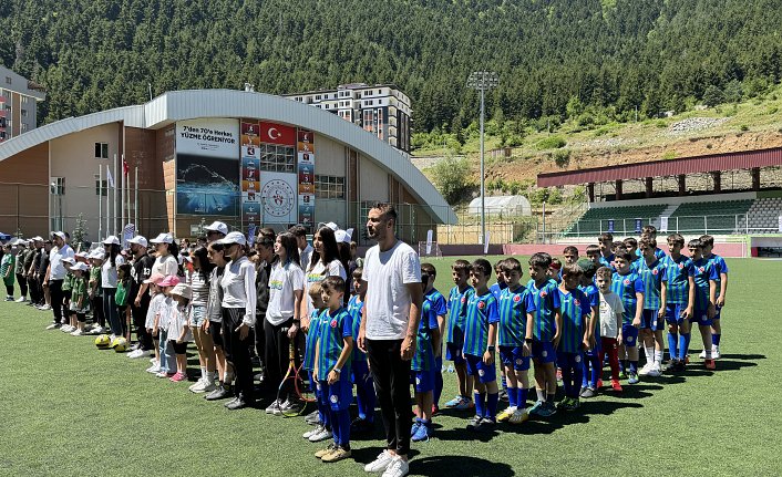 Artvin'de Gençlik ve Spor Festivali düzenlendi