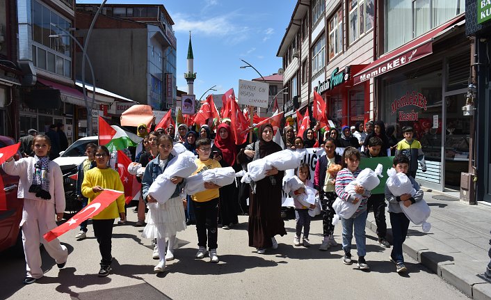 Gümüşhane'de İsrail'in Filistin'e yönelik saldırıları protesto edildi