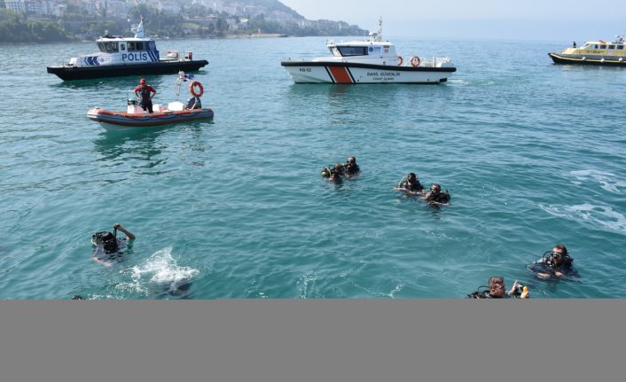 Ordu'da çevre yürüyüşü ve deniz dibi temizliği yapıldı