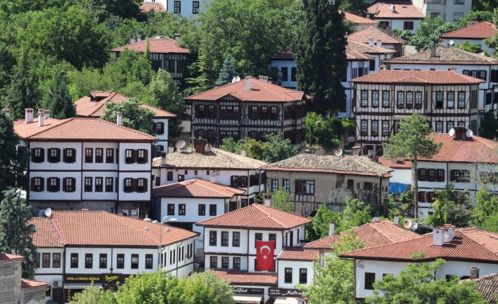 Safranbolu bayram tatilinde 1 milyon 225 bin misafirini doğa ve tarihle iç içe ağırladı