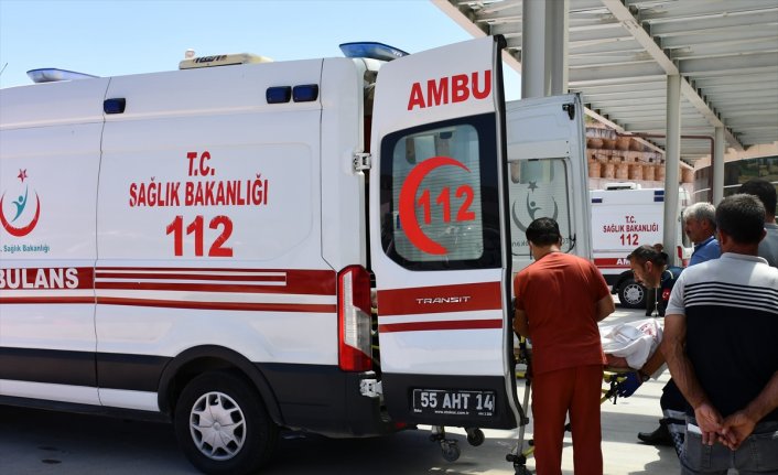 Samsun'da trafodaki arızayı gidermek için çalışan 3 işçi akıma kapılarak yaralandı