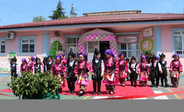 Şehit Hüsnü Uyan Anaokulu'nda yıl sonu gösterisi düzenlendi