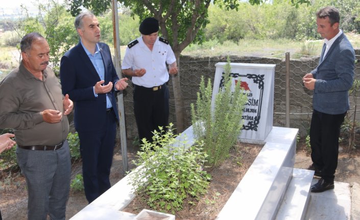 Şehit polis Ömer Kesim mezarı başında anıldı