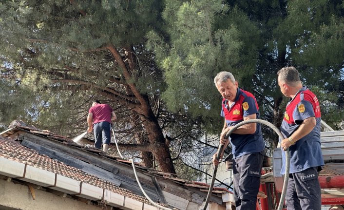 Sinop'ta inşaat firmasının deposunda yangın