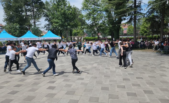 Suluova Belediyesi YKS öncesi öğrencilere moral  etkinliği düzenledi