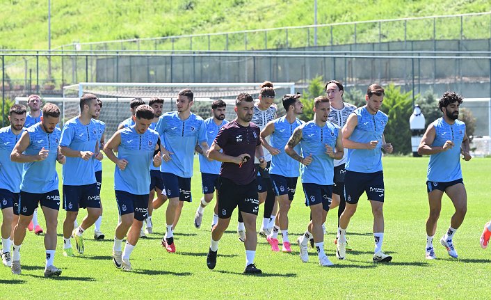 Trabzonspor Teknik Direktörü Abdullah Avcı'dan yeni sezon değerlendirmesi