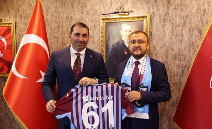 Ukrayna'nın Ankara Büyükelçisi Vasyl Bodnar, Trabzonspor Kulübünü ziyaret etti