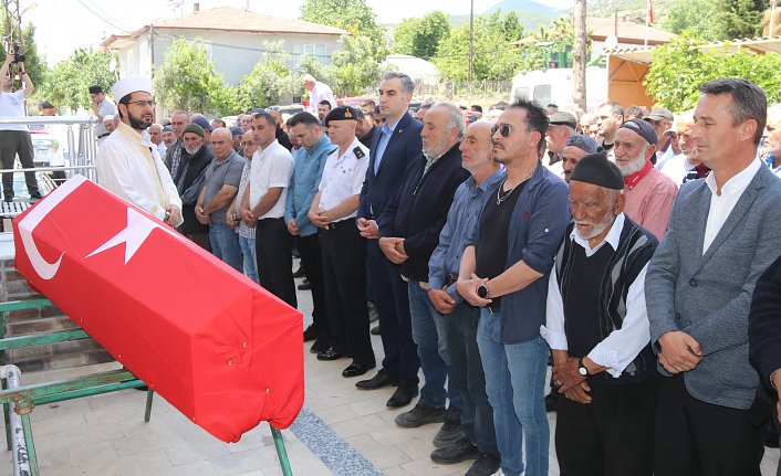 Vefat eden Kore gazisi Celep Amasya'da son yolculuğuna uğurlandı