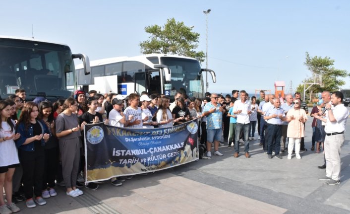 Yakakentli öğrenciler İstanbul ve Çanakkale'yi gezecek