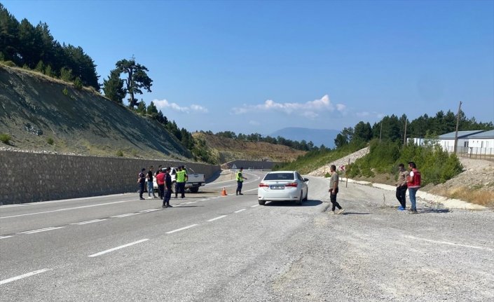 Çorum'da iki pikabın çarpışması sonucu 1 kişi öldü, 3 kişi yaralandı