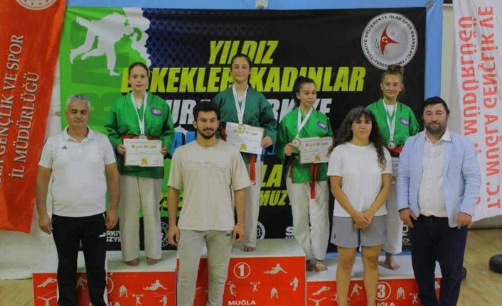 Gerzeli sporcular Yıldızlar Türkiye Kuraş Şampiyonası'ndan 5 madalya ile döndü