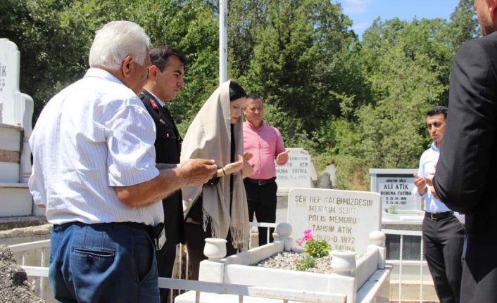 Hamamözü'nde protokol üyeleri şehit kabirlerini ziyaret etti