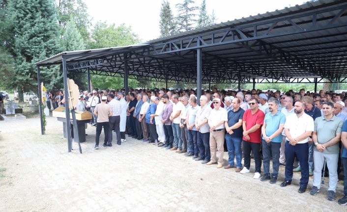 Orman Mühendisleri Odası Genel Başkanı Türkyılmaz'ın babasının cenazesi Düzce'de toprağa verildi