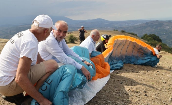 Samsun'da Yamaç Paraşütü Karadeniz Bölgesi Hedef Yarışması başladı