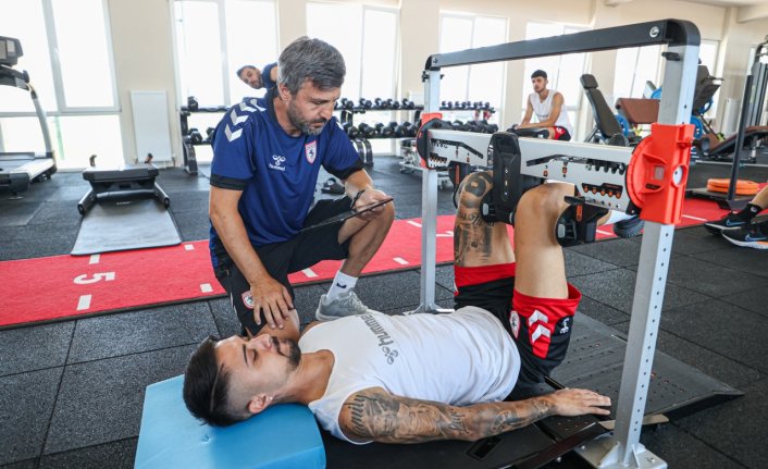 Samsunspor'da futbolcular, kuvvet ve anatomik testlerinden geçti